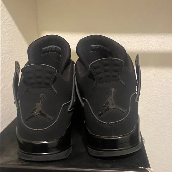 (2020) (with box) Jordan 4 Retro Black Cat
